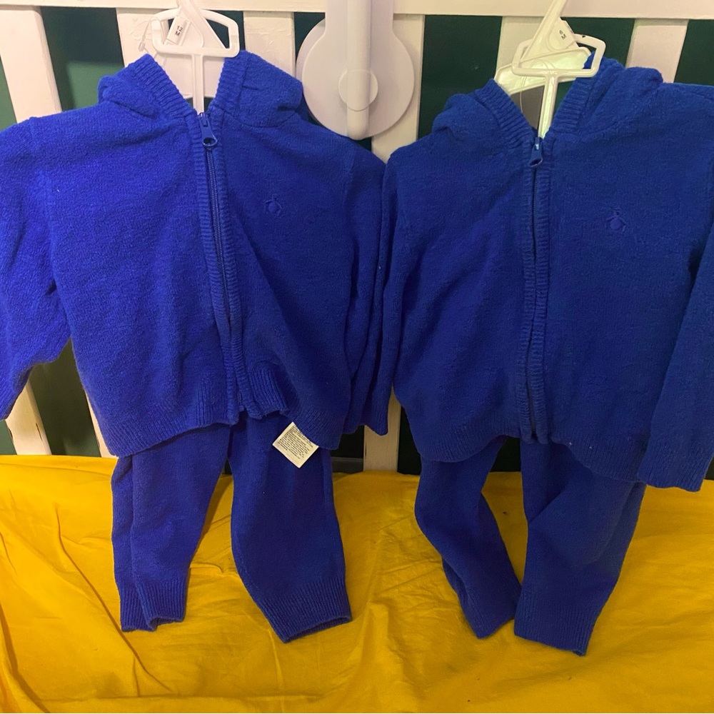 Matching twin baby gap bear sets in excellent used condition!